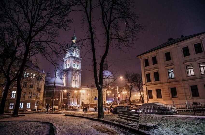  У Львові зменшують вуличне освітлення через енергокризу: що зміниться з 20 січня
