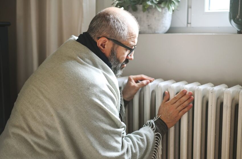  В Киеве без тепла остаются менее 500 домов