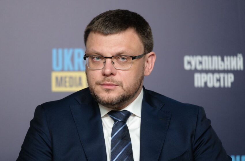  В НАБУ розкрили нові деталі виїзда Міндіча з України