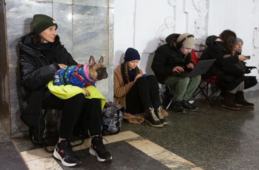  В Україні оголошено масштабну повітряну тривогу: ворог атакує ракетами та дронами