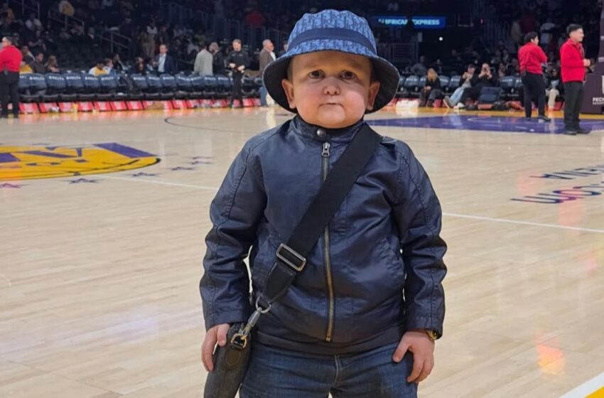  “Барселона” пригласила россиянина на открытие “Камп Ноу”: фанаты возмущены