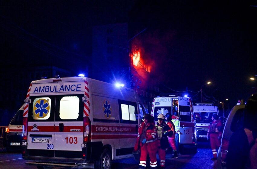  У Харкові прогримів вибух у багатоповерхівці: відомо про жертв і постраждалих