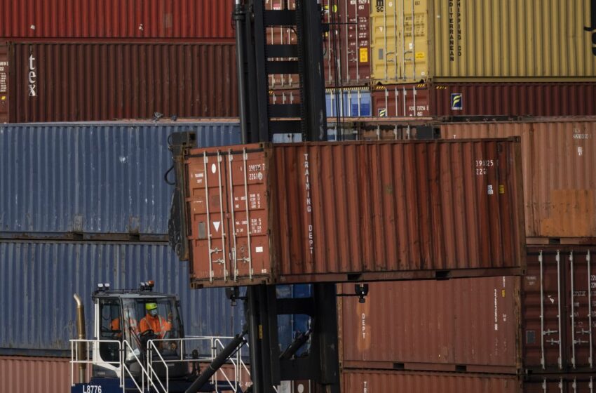  Італія заарештувала судно з металом, що прибуло з російського порту