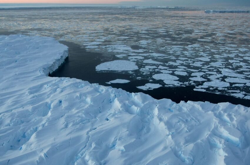  Експорт російської нафти через Балтійське море потрапив у крижану пастку, – Bloomberg