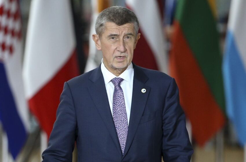  “Це зробив Джонсон”: прем’єр Чехії приголомшив заявою про зрив миру з РФ у 2022 році