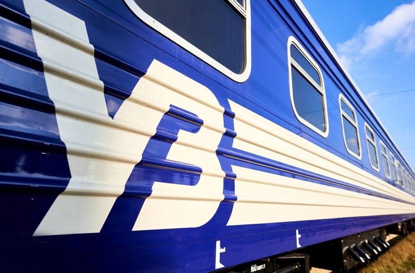  Затримки та автобуси замість потягів: що варто знати пасажирам про зміни у роботі УЗ