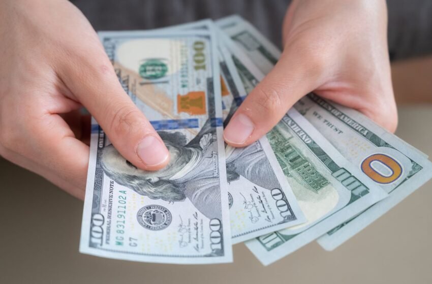  Долари 1996 року треба здати? Чи дійсно ці купюри проблемні