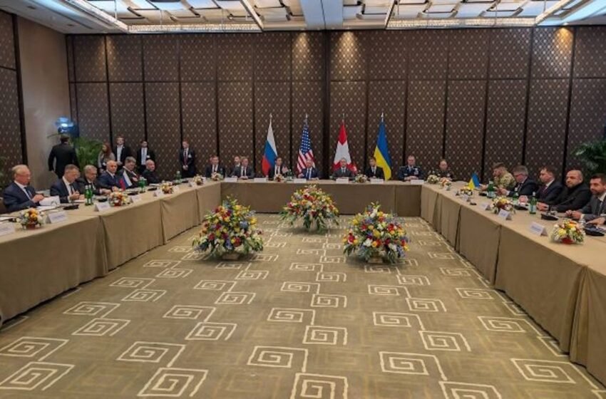  Мирні переговори щодо України “перебувають у небезпечній зоні”, – FT