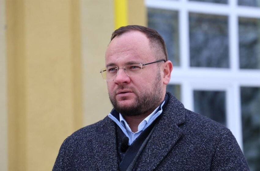  Мера Луцька достроково відправили у відставку