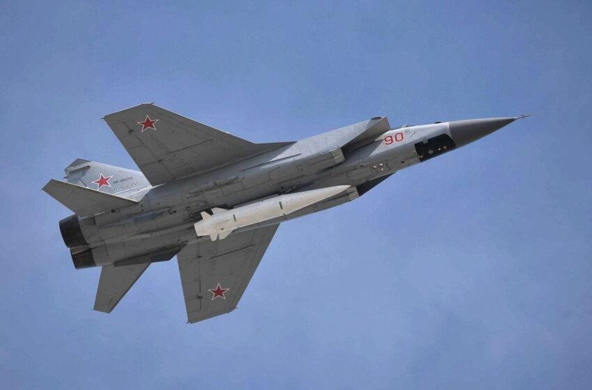  Росія вперше за довгий час запустила “Кинджали” на Старокостянтинів