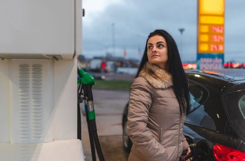  Стрибок цін на АЗС: штраф може сягнути 10%, АМКУ перевіряє змову