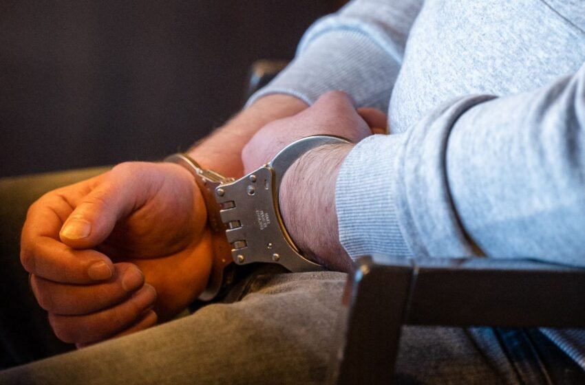  Записав на тещу і батька: у військкома на Львівщині знайшли статків на 8 млн гривень