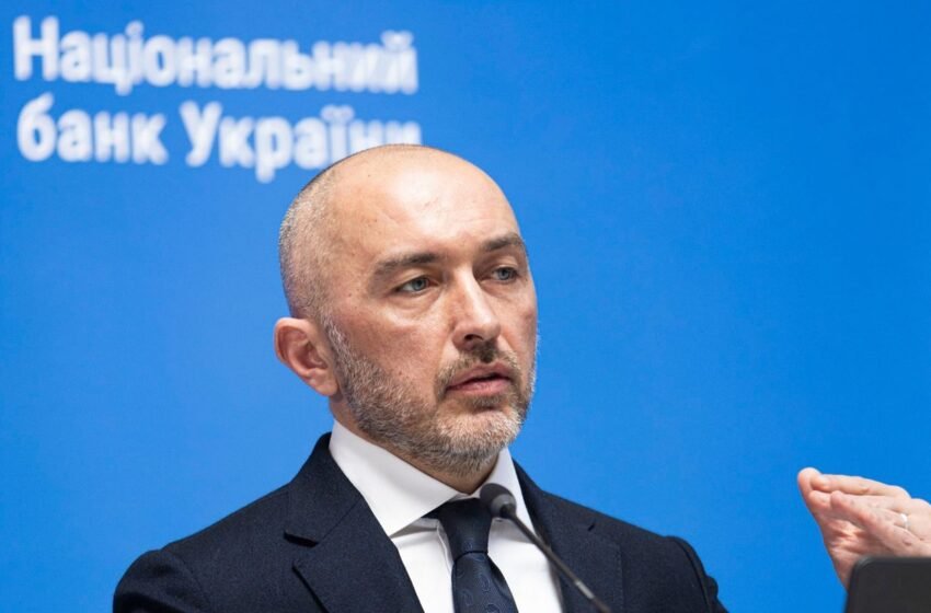  Скандал с задержанием инкассаторов: руководство НБУ срочно отправляется в Будапешт