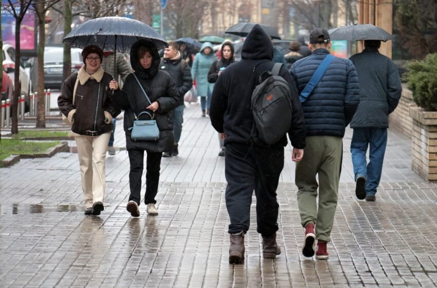  Весна на паузі: чого чекати від погоди сьогодні і де знадобляться парасольки