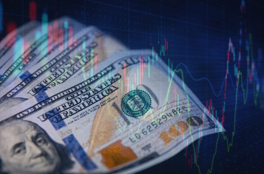  Курс валют на 18 березня: долар та євро йдуть униз – за скільки продають в банках та обмінниках