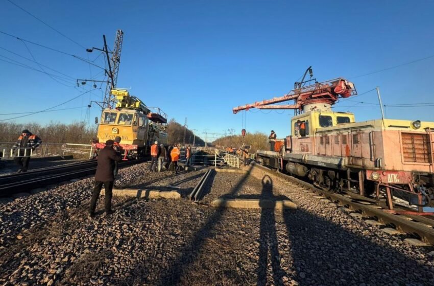  УЗ восстановила большинство участков после обстрела РФ: поезда возвращаются к графикам
