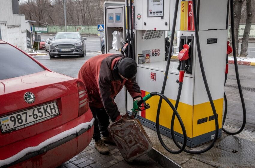  Дизель подбирается к 81 грн: какие цены на АЗС 11 марта и где дешевле