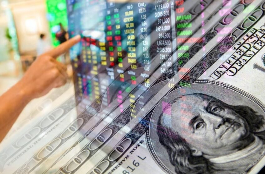  Долар іде вгору, а євро стрімко падає: свіжі курси валют на 3 березня у банках та обмінниках