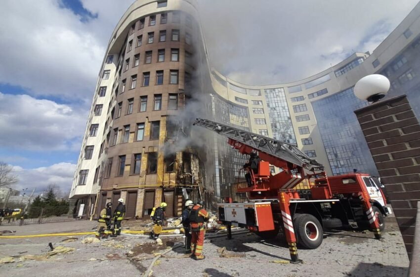  Харків зазнав однієї з наймасованіших атак: десятки “прильотів” по місту