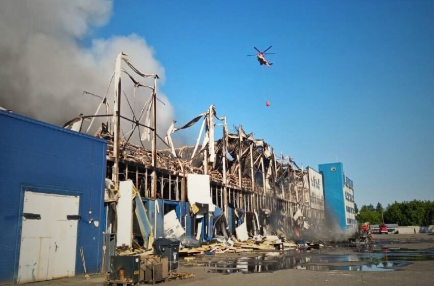  Горіли 10 тисяч “квадратів”, гасили гелікоптери: ДСНС показала наслідки пожежі на Київщині