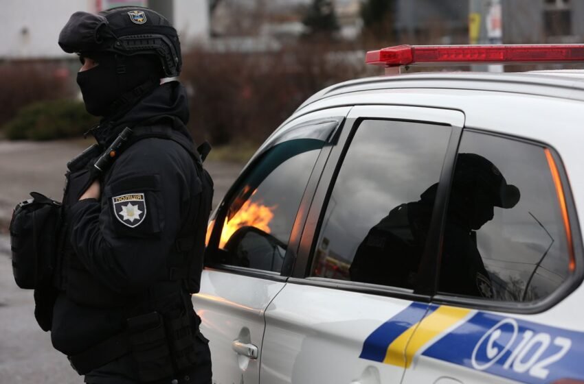  У Києві чоловік обкрадав пошкоджені квартири після атаки РФ