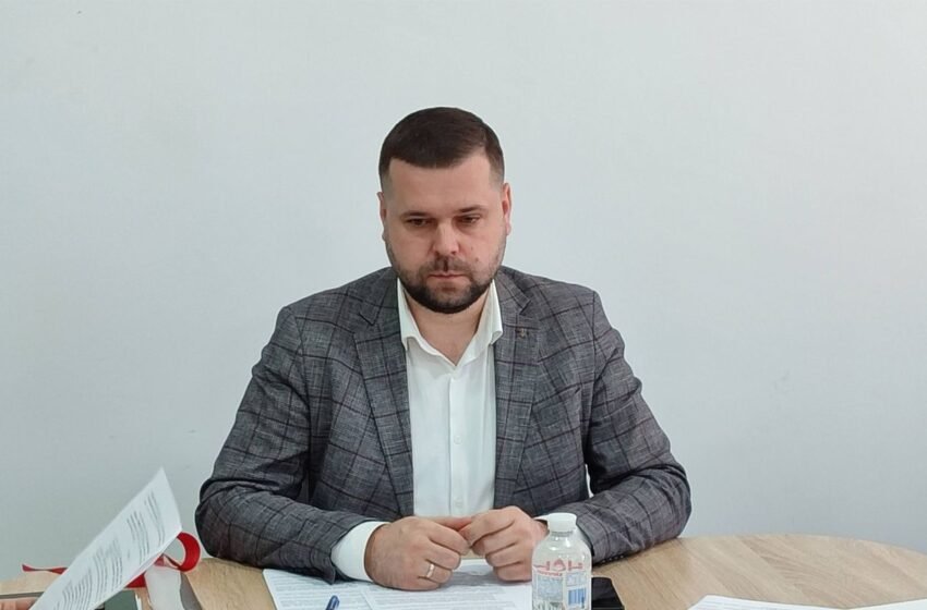  СБУ затримала мера на Одещині на хабарі: РБК-Україна дізналось ім’я