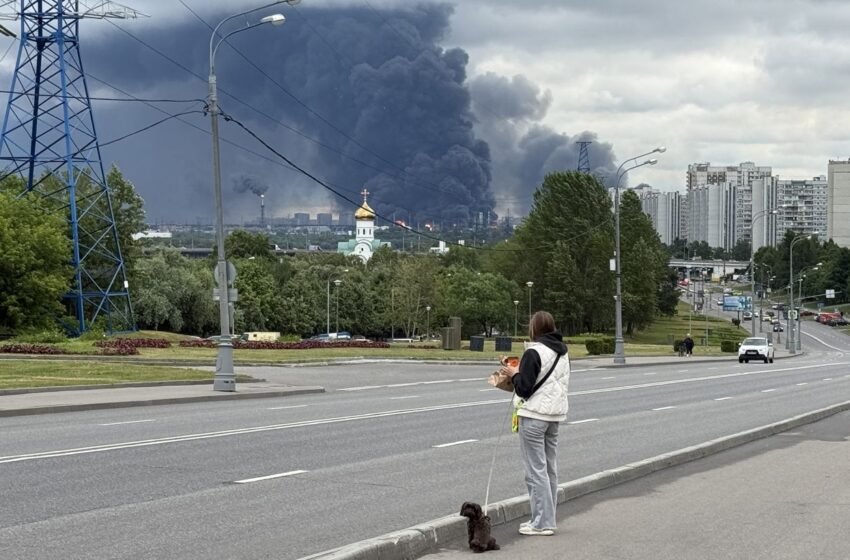  Росіянам потрібно тверезити Путіна, бо Москва буде палати, – Зеленський
