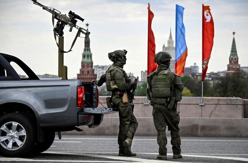  На Москву знову летять невідомі дрони, мер говорить про “збиття”