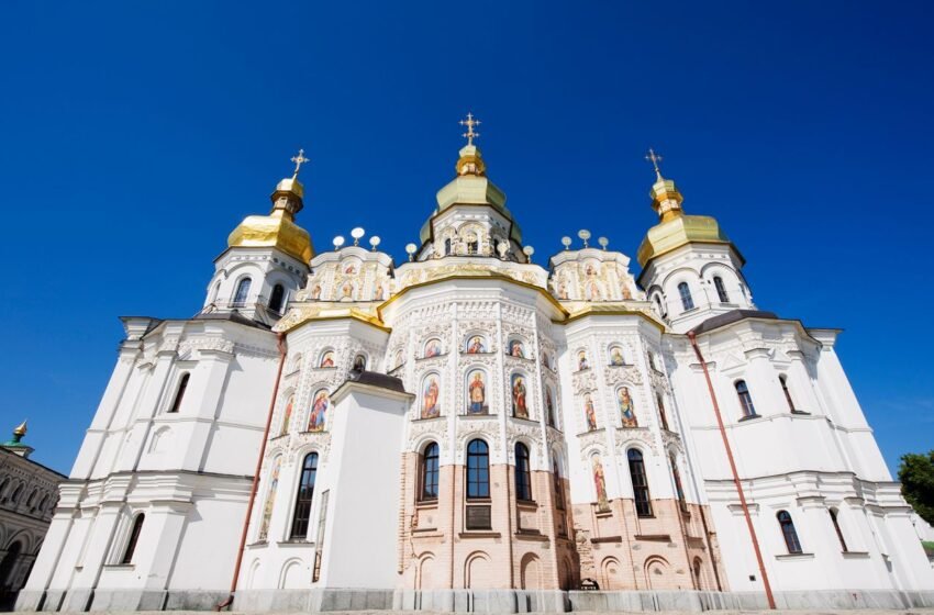  Успенський собор в Києві консервували після обстрілу, з ремонтом допоможе Швейцарія