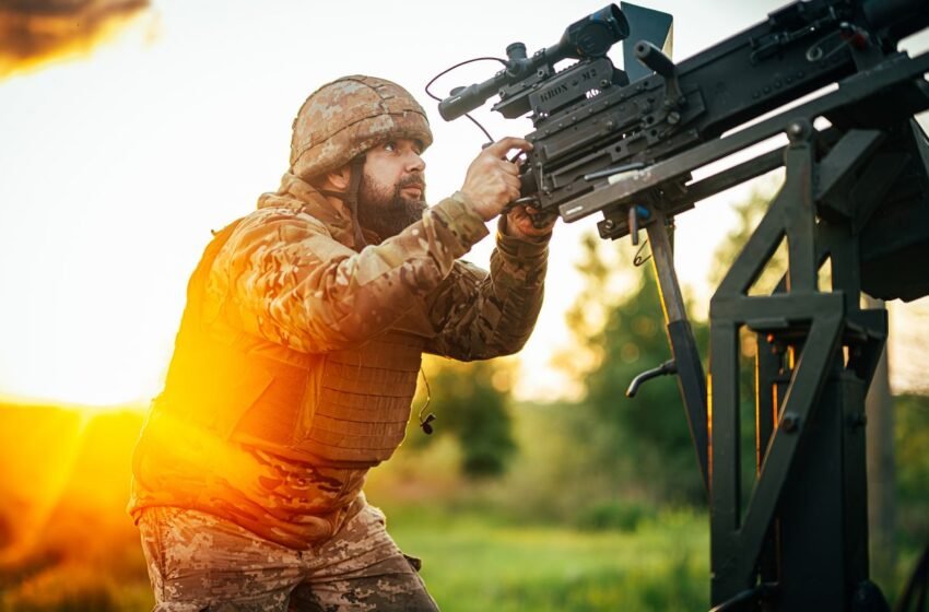  РФ атакувала Україну дронами та балістикою, є “прильоти”: що відомо про нічну атаку