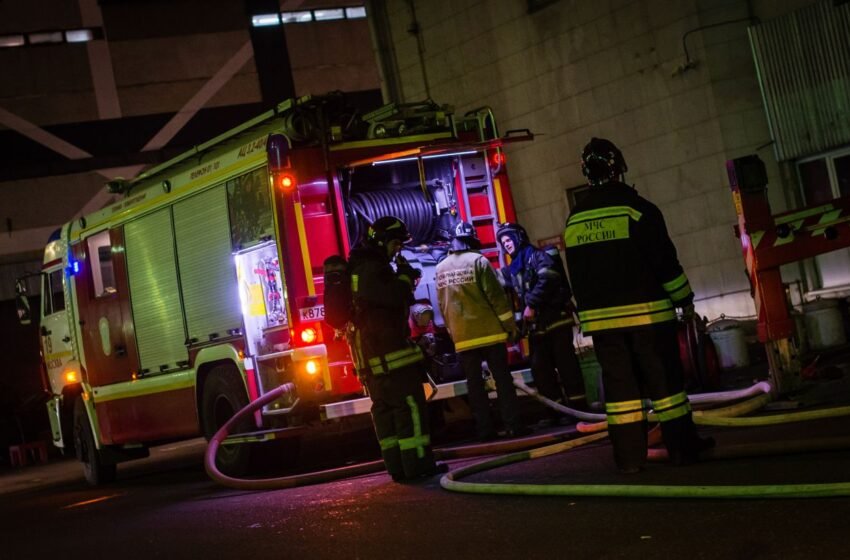  У Донецьку загорівся склад боєприпасів після вибухів