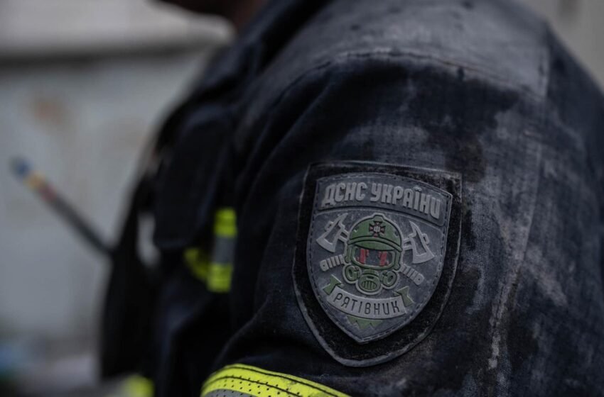  Росія вдарила по Запоріжжю: тисячі без світла, пошкоджено будинки, є поранені