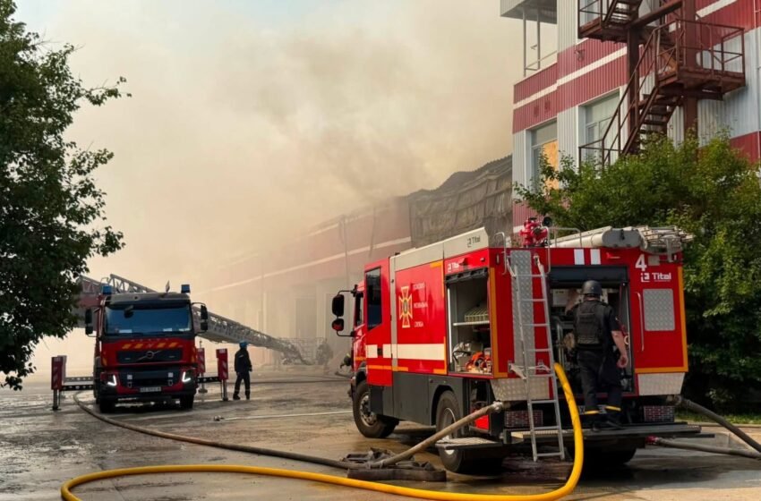  У Харкові через атаку РФ згорів склад видавництва “Ранок”: втрачено мільйони книжок