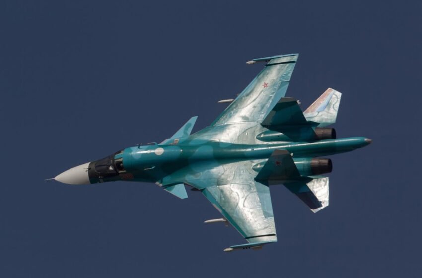  Сили оборони уразили літак Су-34, аеродром та НПЗ в Росії