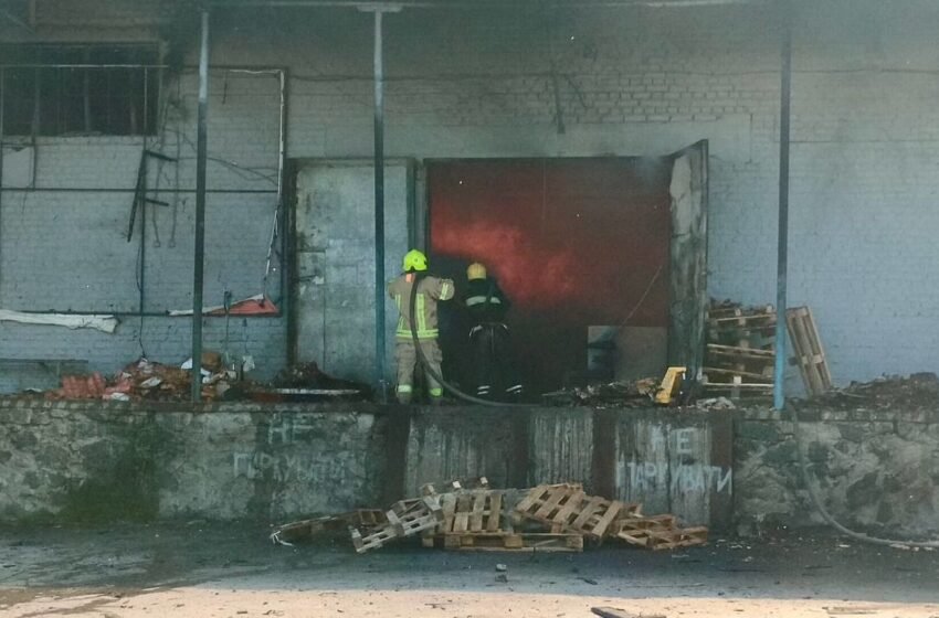  Відділення “Нової пошти” потрапило під удар РФ на Вінничині, є поранені
