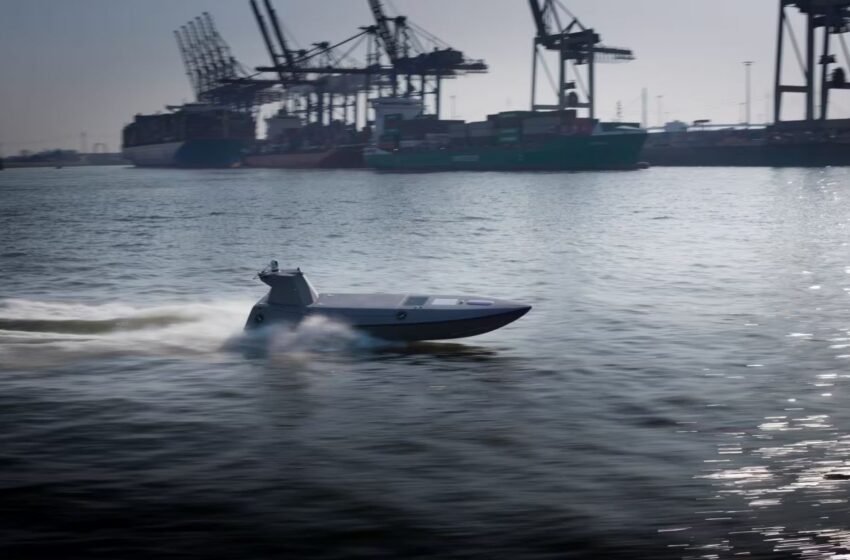  Дані йшли до Пекіна: на розвіддронах ВМС Британії знайшли китайські чипи