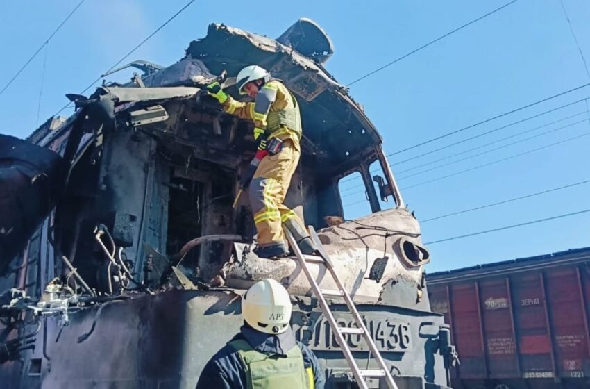  “Шахед” прицільно влучив у пасажирський поїзд на Одещині, є загиблі