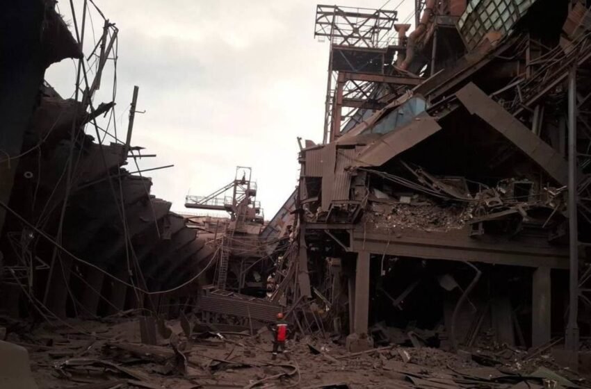  П’ять загиблих. Росія нанесла нищівного удару по металургійному гіганту “Каметсталь”