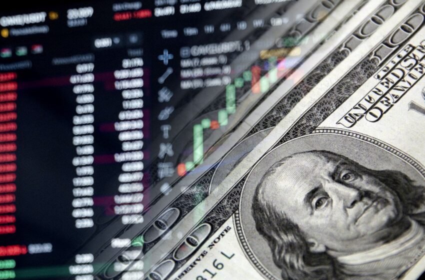  Валютний ринок шукає нову рівновагу: банкір спрогнозував курс на наступний тиждень