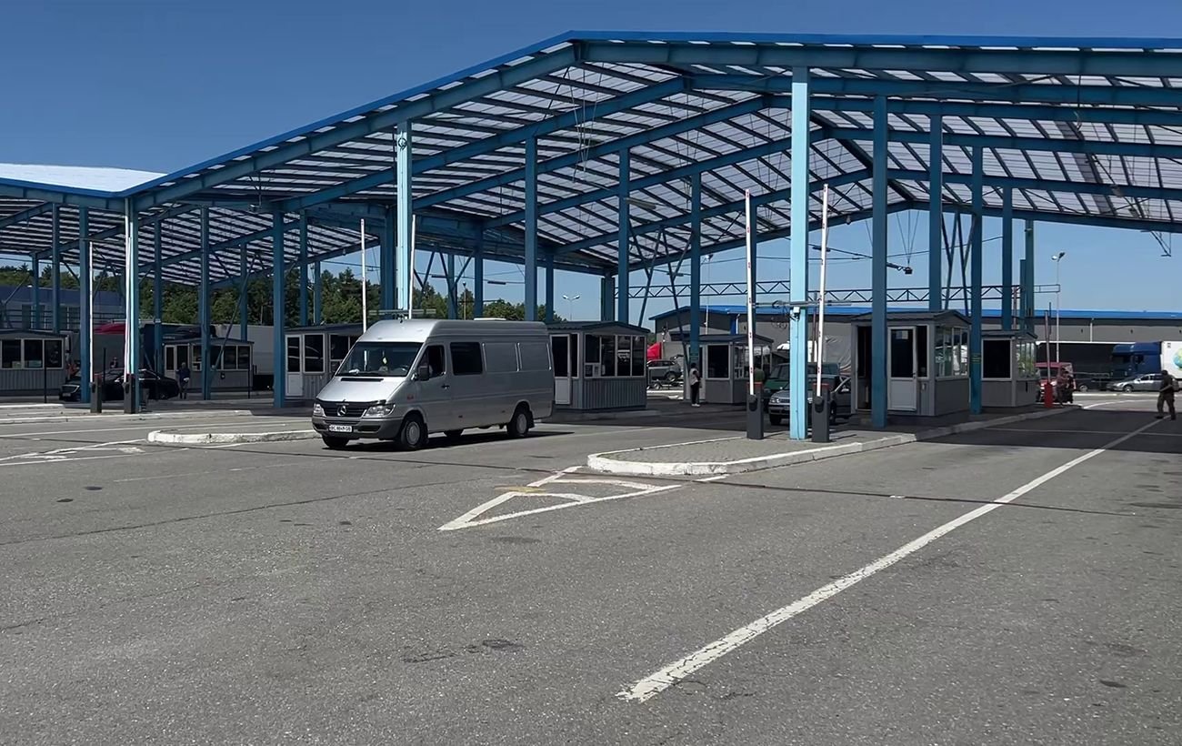 В Україні можуть перенести пункти пропуску за кордон через атаки на вантажівки з зерном